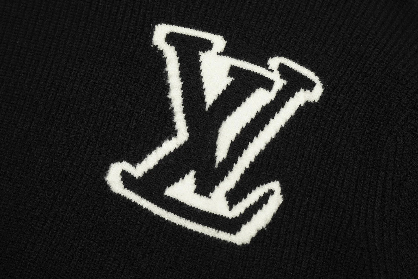 "LV"