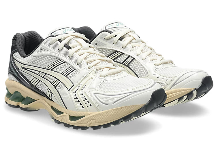 "GEL KAYANO 14"
