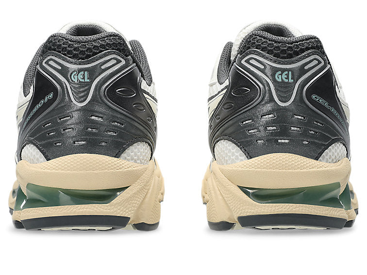"GEL KAYANO 14"