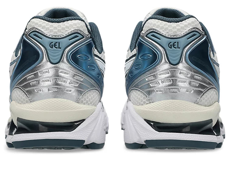 "GEL KAYANO 14"