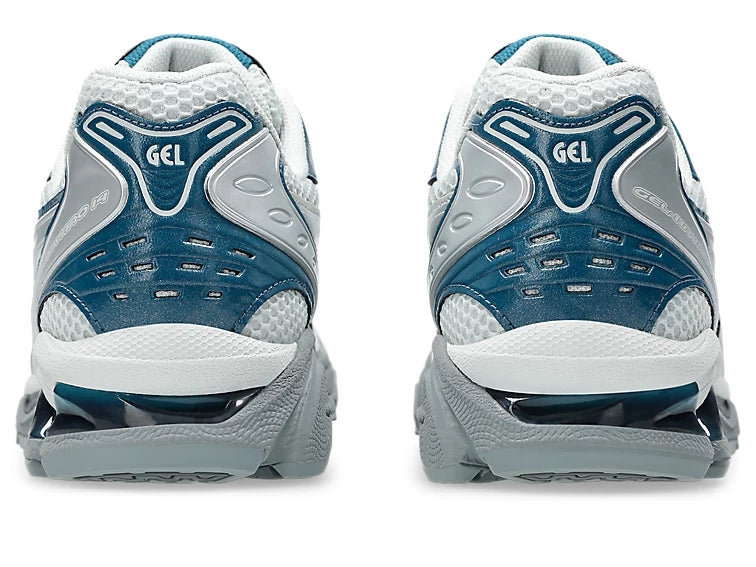 "GEL KAYANO 14"