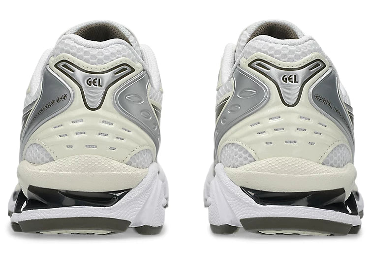"GEL KAYANO 14"